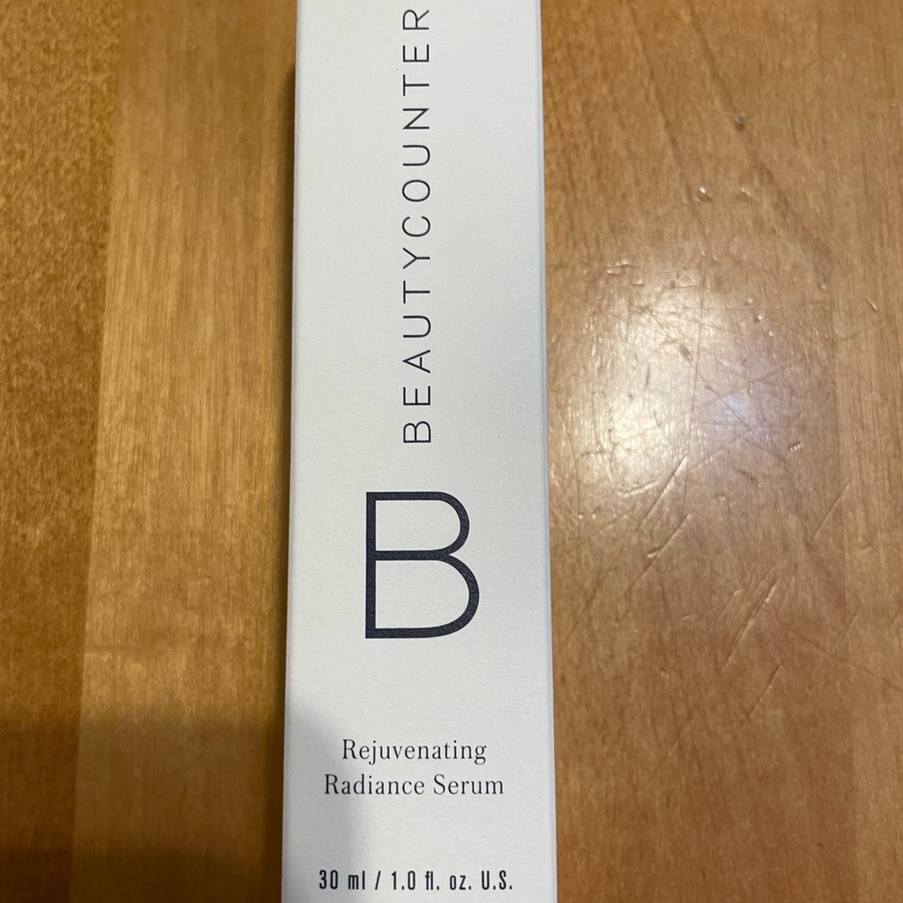 Beautycounter Rejuvenating Radiance Serum new